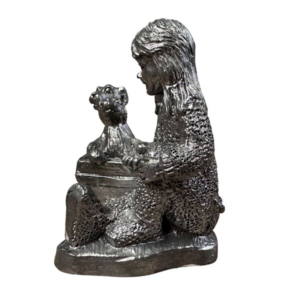 Vintage Pewter Figurine Child With Christmas Gift Michael A Ricker SE 1997 USA - Picture 2 of 6